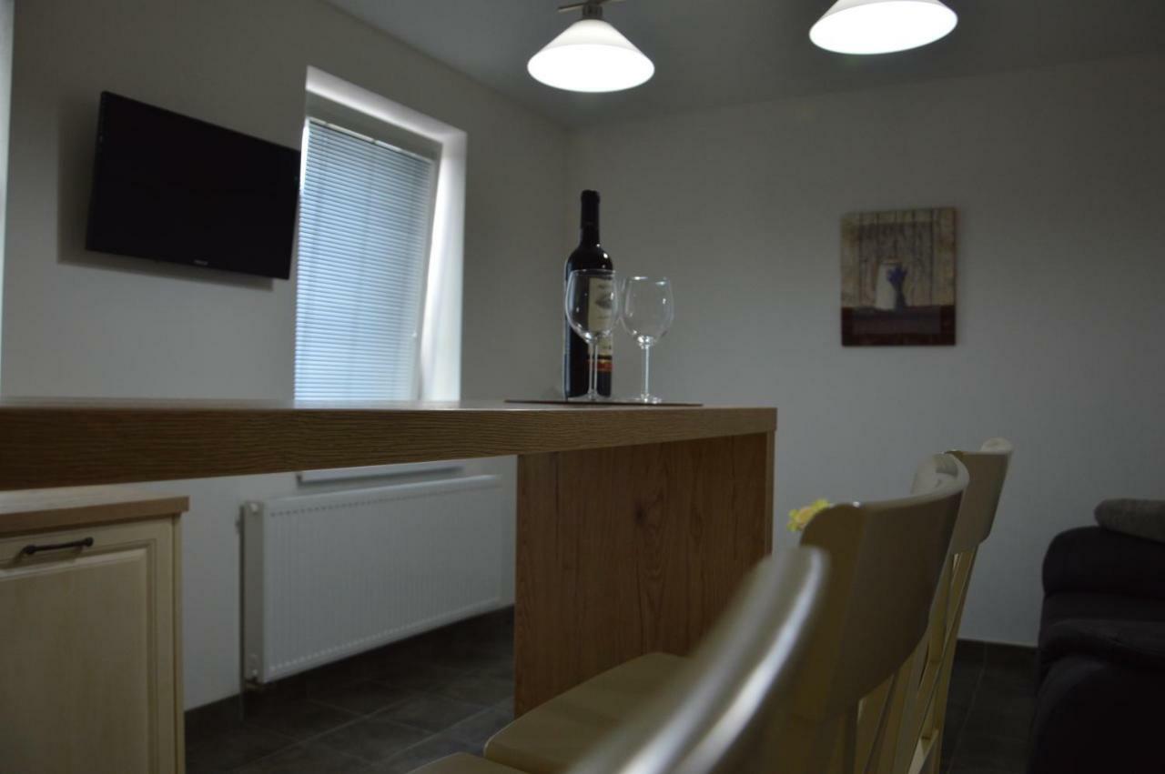 Apartmany Charlie Bešeňová Buitenkant foto